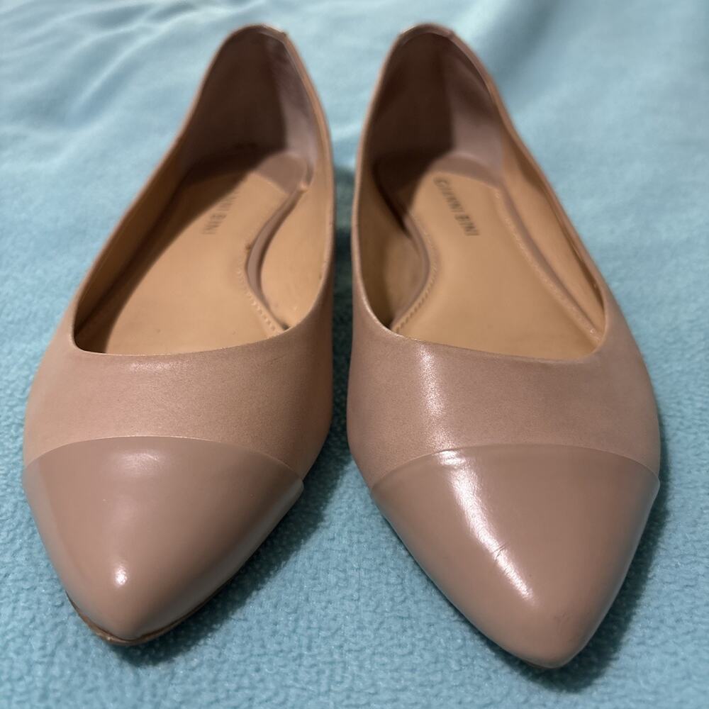 Gianni Bini Tan Leather Flats Possibly Size 8